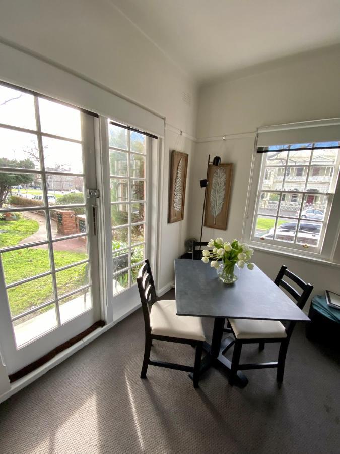 Апартаменты East Melbourne City Studio - Amazing Location & Sunny Charm Экстерьер фото